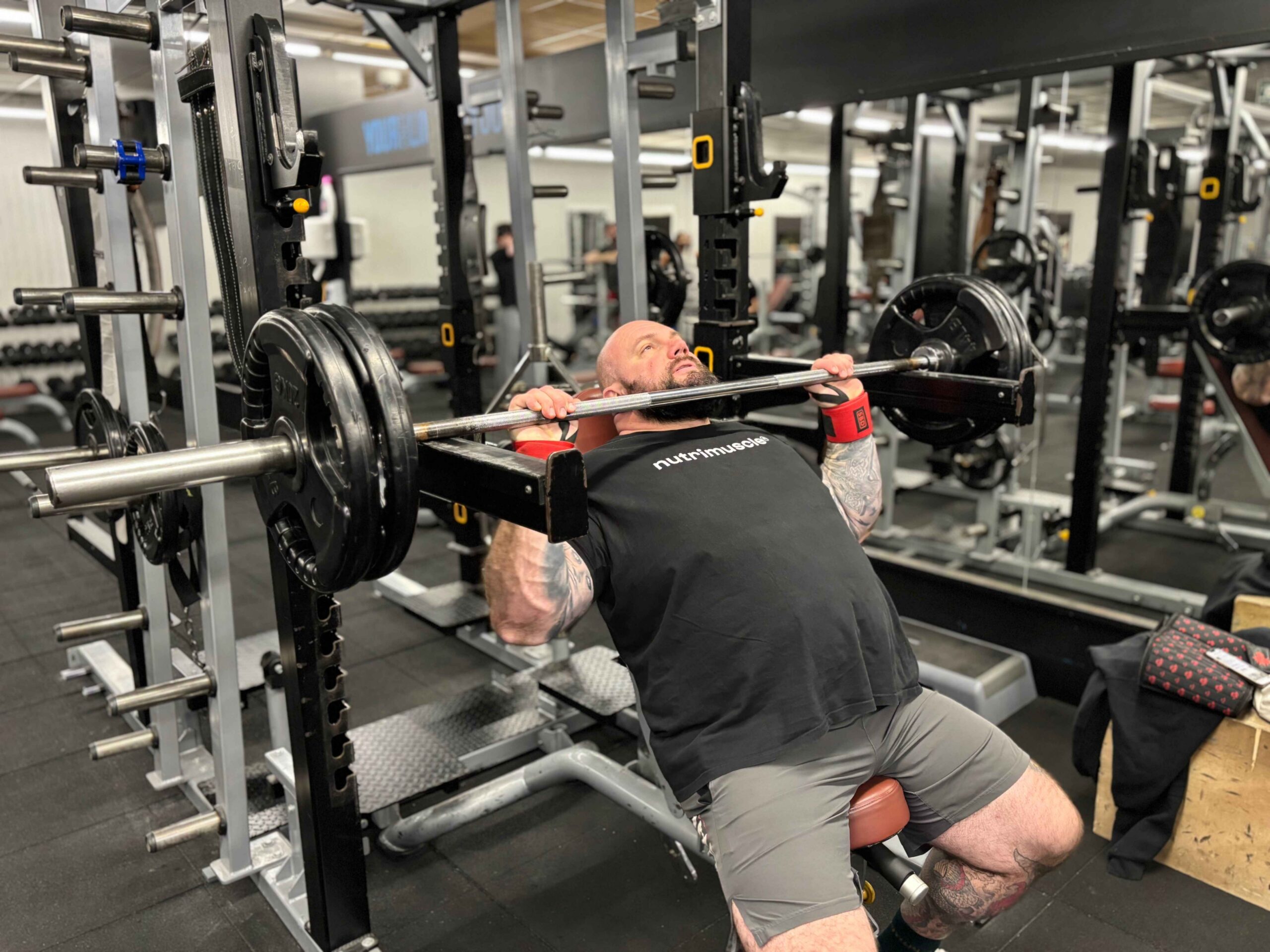 Aurelien le jeune s'entrainant dans la salle de sport OGYM à Évreux